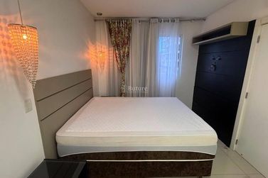 Apartamento para alugar - Meia Praia