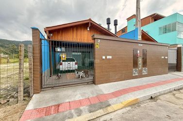 Casa &agrave; venda - 73m&sup2; - Morretes