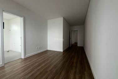 Apartamento &agrave; venda - 207m&sup2; - Meia Praia