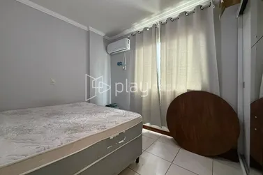 Apartamento &agrave; venda - 100m&sup2; - Meia Praia