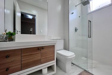 Apartamento &agrave; venda - 198m&sup2; - Meia Praia