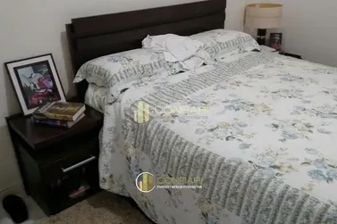 Apartamento &agrave; venda - 130m&sup2; - Meia Praia