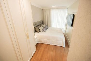 Apartamento &agrave; venda - Meia Praia