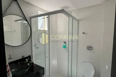 Apartamento &agrave; venda - 120m&sup2; - Meia praia