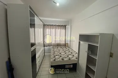 Apartamento para alugar - 60m&sup2; - Centro