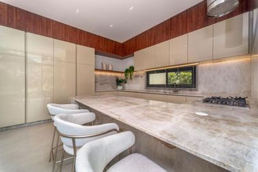 Casa &agrave; venda - 823m&sup2; - Barra
