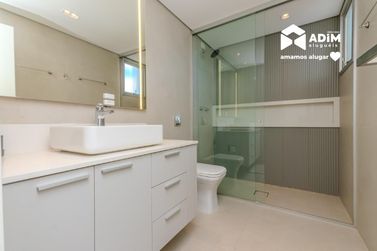 Apartamento para alugar - 216m&sup2; - Centro
