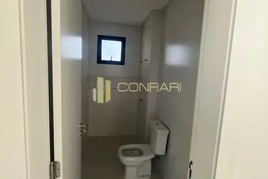 Apartamento &agrave; venda - 168m&sup2; - Meia Praia