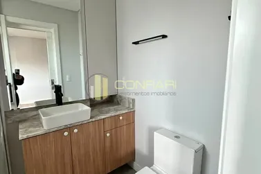 Apartamento para alugar - 118m&sup2; - meia praia
