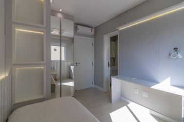 Apartamento &agrave; venda - 148m&sup2; - Meia Praia