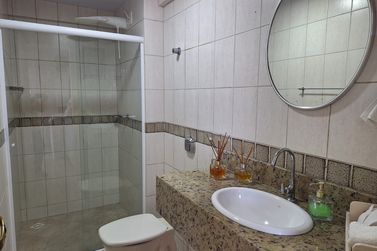 Apartamento &agrave; venda - 214m&sup2; - Meia Praia