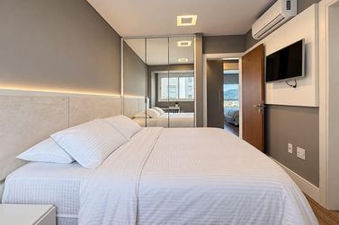 Apartamento &agrave; venda - 180m&sup2; - Centro