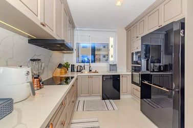 Apartamento &agrave; venda - 180m&sup2; - Centro