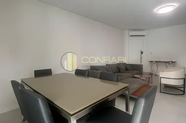 Apartamento para alugar - 132m&sup2; - Meia praia