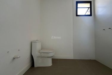 Apartamento &agrave; venda - 137m&sup2; - Meia Praia