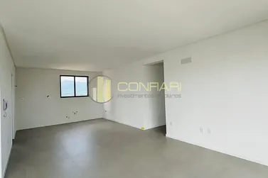 Apartamento &agrave; venda - 116m&sup2; - Meia Praia