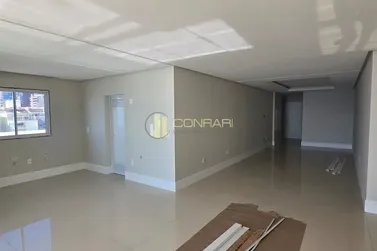 Apartamento &agrave; venda - 192m&sup2; - Meia Praia