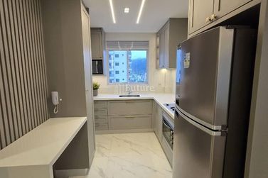 Apartamento &agrave; venda - 190m&sup2; - Centro