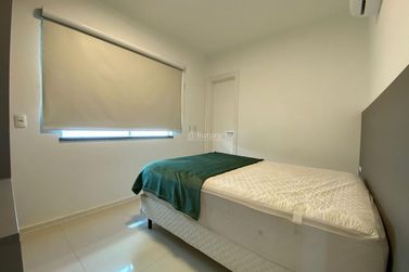 Apartamento &agrave; venda - 72m&sup2; - Quatro Ilhas