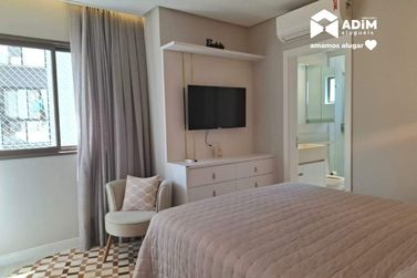 Apartamento para alugar - 145m&sup2; - Meia Praia