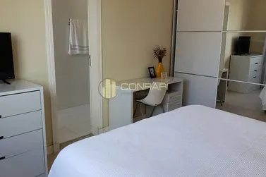 Apartamento &agrave; venda - 174m&sup2; - Meia Praia