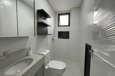 Apartamento &agrave; venda - Meia Praia