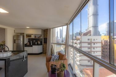 Apartamento &agrave; venda - Meia Praia