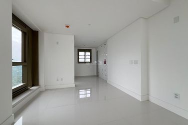Apartamento &agrave; venda - 530m&sup2; - Barra Sul