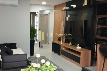 Apartamento &agrave; venda - 101m&sup2; - Meia Praia
