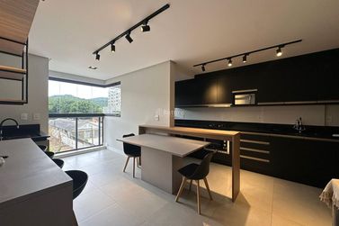 Apartamento &agrave; venda - 65m&sup2; - Praia Brava