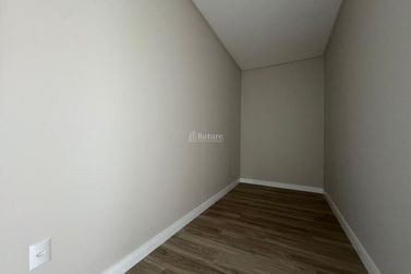 Apartamento &agrave; venda - 305m&sup2; - Santa Regina