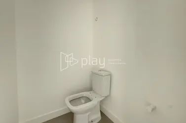 Apartamento &agrave; venda - 131m&sup2; - Meia Praia