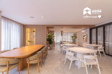 Apartamento para alugar - 125m&sup2; - Meia Praia