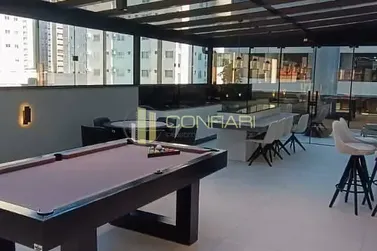 Apartamento &agrave; venda - 129m&sup2; - Meia Praia