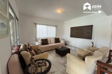 Casa para alugar - 323m&sup2; - Barra