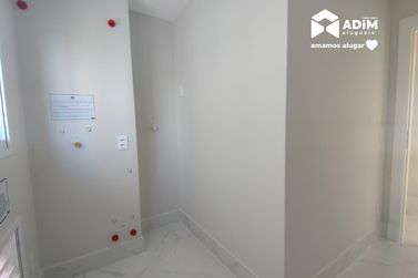 Apartamento para alugar - 125m&sup2; - Centro
