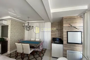 Apartamento &agrave; venda - 222m&sup2; - Centro