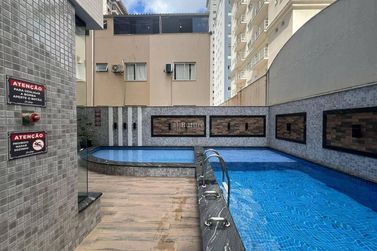 Apartamento &agrave; venda - Meia Praia
