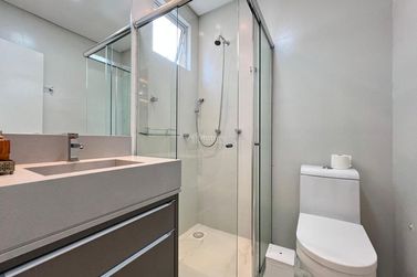 Apartamento &agrave; venda - 142m&sup2; - Meia Praia