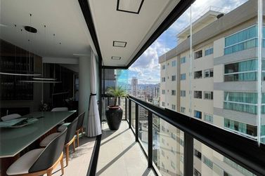 Apartamento &agrave; venda - Meia Praia
