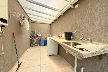 Apartamento &agrave; venda - 85m&sup2; - Meia Praia