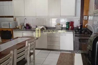 Casa &agrave; venda - 125m&sup2; - Pereque