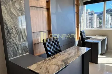 Sala Comercial &agrave; venda - 38m&sup2; - Meia Praia