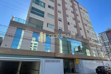 Apartamento para alugar - 80m&sup2; - Meia praia