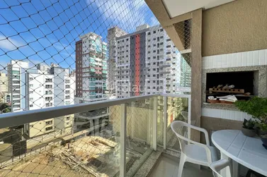 Apartamento &agrave; venda - 82m&sup2; - Meia Praia