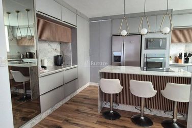 Apartamento &agrave; venda - Meia Praia