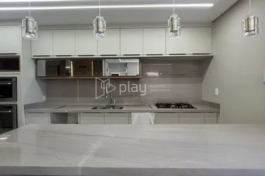 Apartamento &agrave; venda - 159m&sup2; - Meia Praia