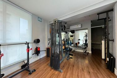 Apartamento &agrave; venda - 139m&sup2; - Centro