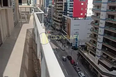 Apartamento &agrave; venda - 135m&sup2; - Meia praia
