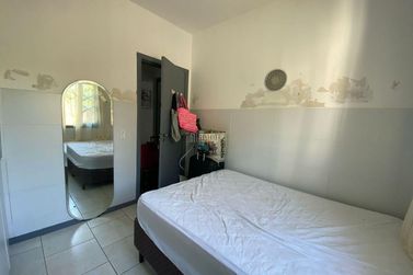 Casa &agrave; venda - 100m&sup2; - 